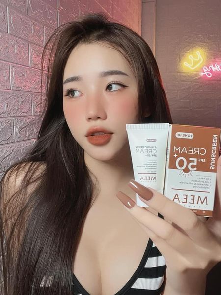 Đi Nắng Nhưng Da Vẫn Trắng Xinh Với Kem Chống Nắng Mini Meea Organic Đi Nắng Nhưng Da Vẫn Trắng Xinh Với Kem Chống Nắng Mini Meea Organic