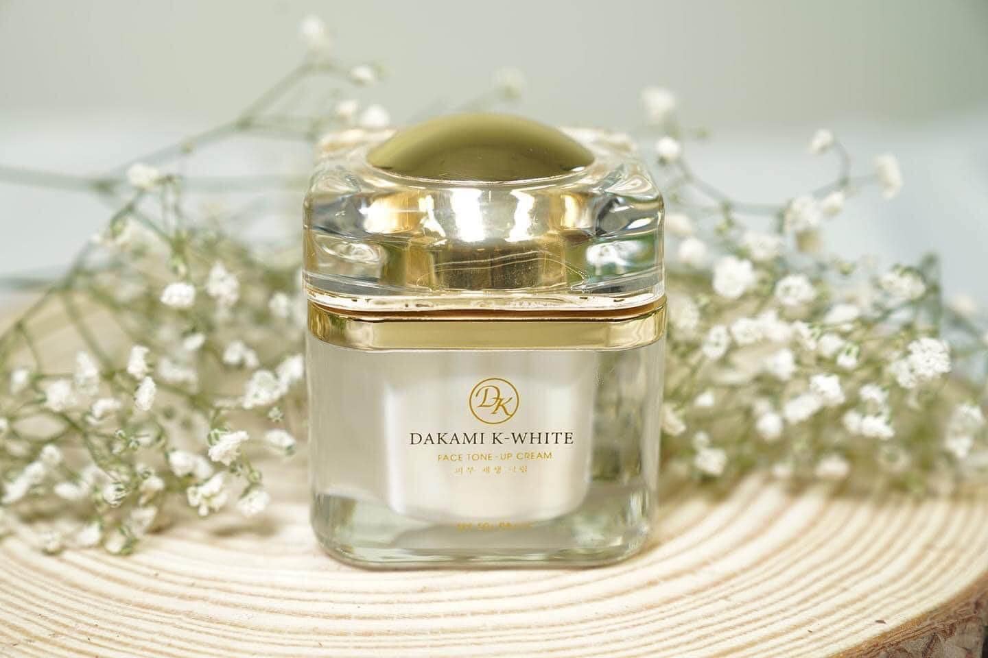 Dakami K White Ban Ngày 3 In 1- Dưỡng Da Trắng Sáng Tại Nhà Hiệu Quả Như Đi Spa! Dakami K White Ban Ngày 3 In 1- Dưỡng Da Trắng Sáng Tại Nhà Hiệu Quả Như Đi Spa!