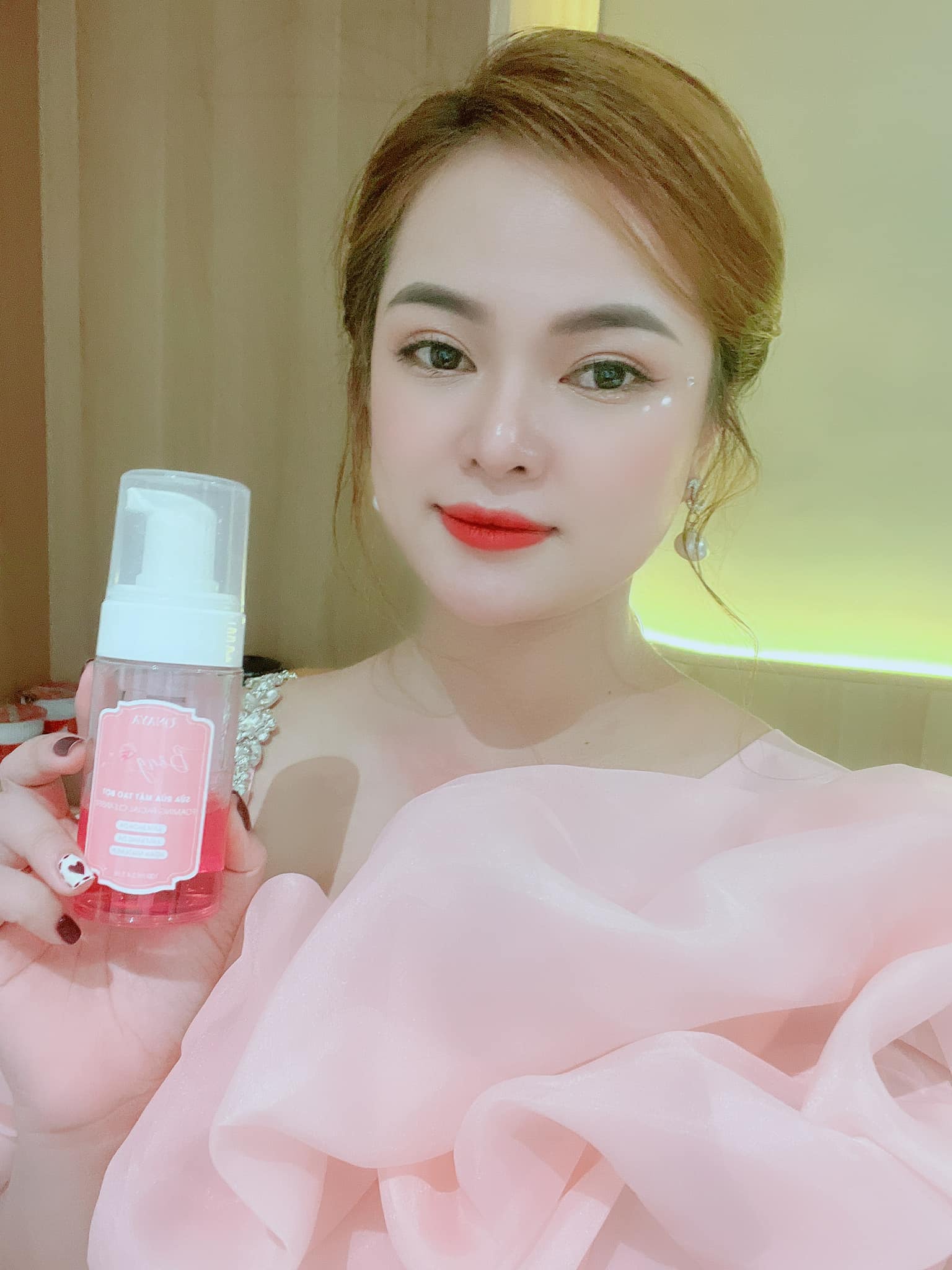 Sữa Rửa Mặt Tạo Bọt ONAYA- Tạm Biệt Ngay Bã Nhờn Bụi Bẩn Gây Mụn Sữa Rửa Mặt Tạo Bọt ONAYA- Tạm Biệt Ngay Bã Nhờn Bụi Bẩn Gây Mụn