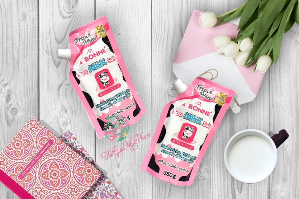 Trắng Hồng Mịn Màng Với Muối Tắm Sữa Bò Tẩy Tế Bào Chết Đến Từ Thái Lan Trắng Hồng Mịn Màng Với Muối Tắm Sữa Bò Tẩy Tế Bào Chết Đến Từ Thái Lan