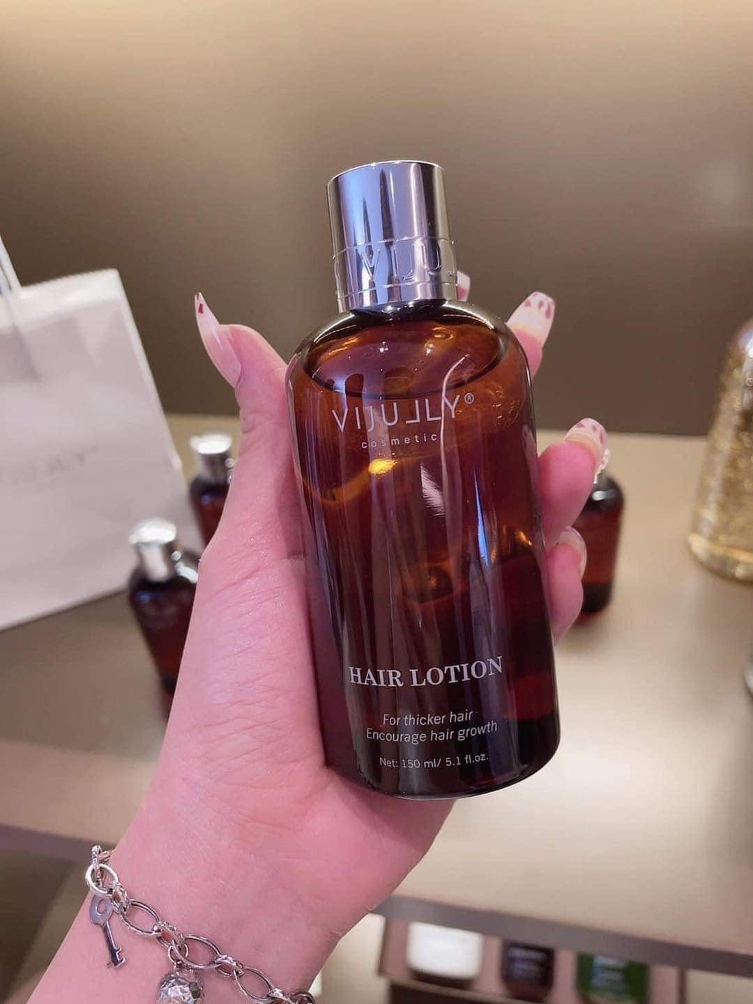 Tinh Dầu Bưởi Vijully Phiên bản mới kích thích mọc tóc giảm tóc gãy rụng Tinh Dầu Bưởi Vijully Phiên bản mới kích thích mọc tóc giảm tóc gãy rụng