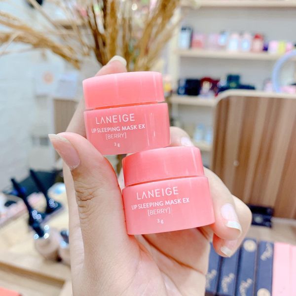 Mặt Nạ Ngủ Môi Laneige Mini 3g Hương Quả Mọng Dâu Tây Mặt Nạ Ngủ Môi Laneige Mini 3g Hương Quả Mọng Dâu Tây