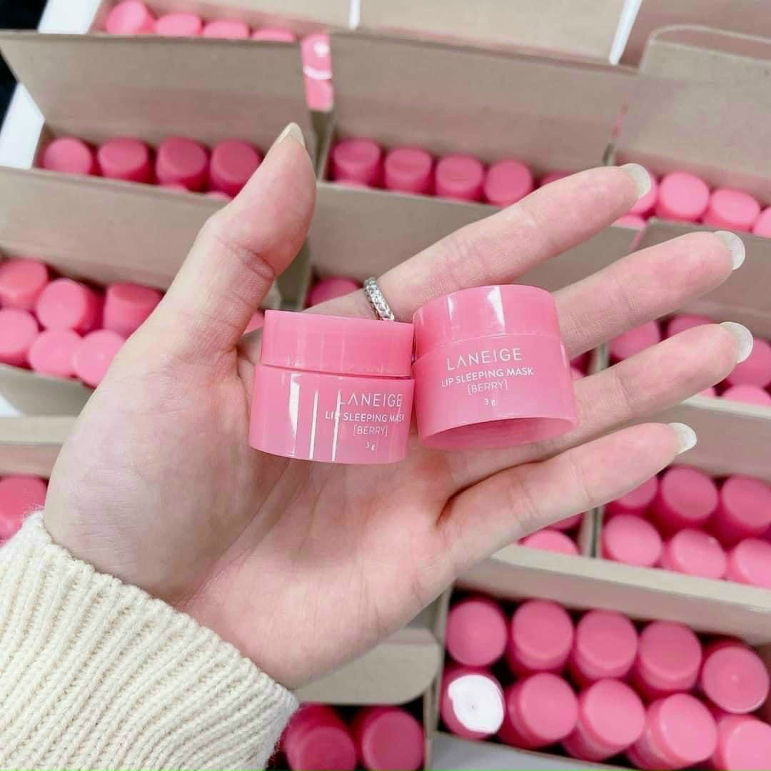 Mặt Nạ Ngủ Môi Laneige Mini 3g Hương Quả Mọng Dâu Tây Mặt Nạ Ngủ Môi Laneige Mini 3g Hương Quả Mọng Dâu Tây