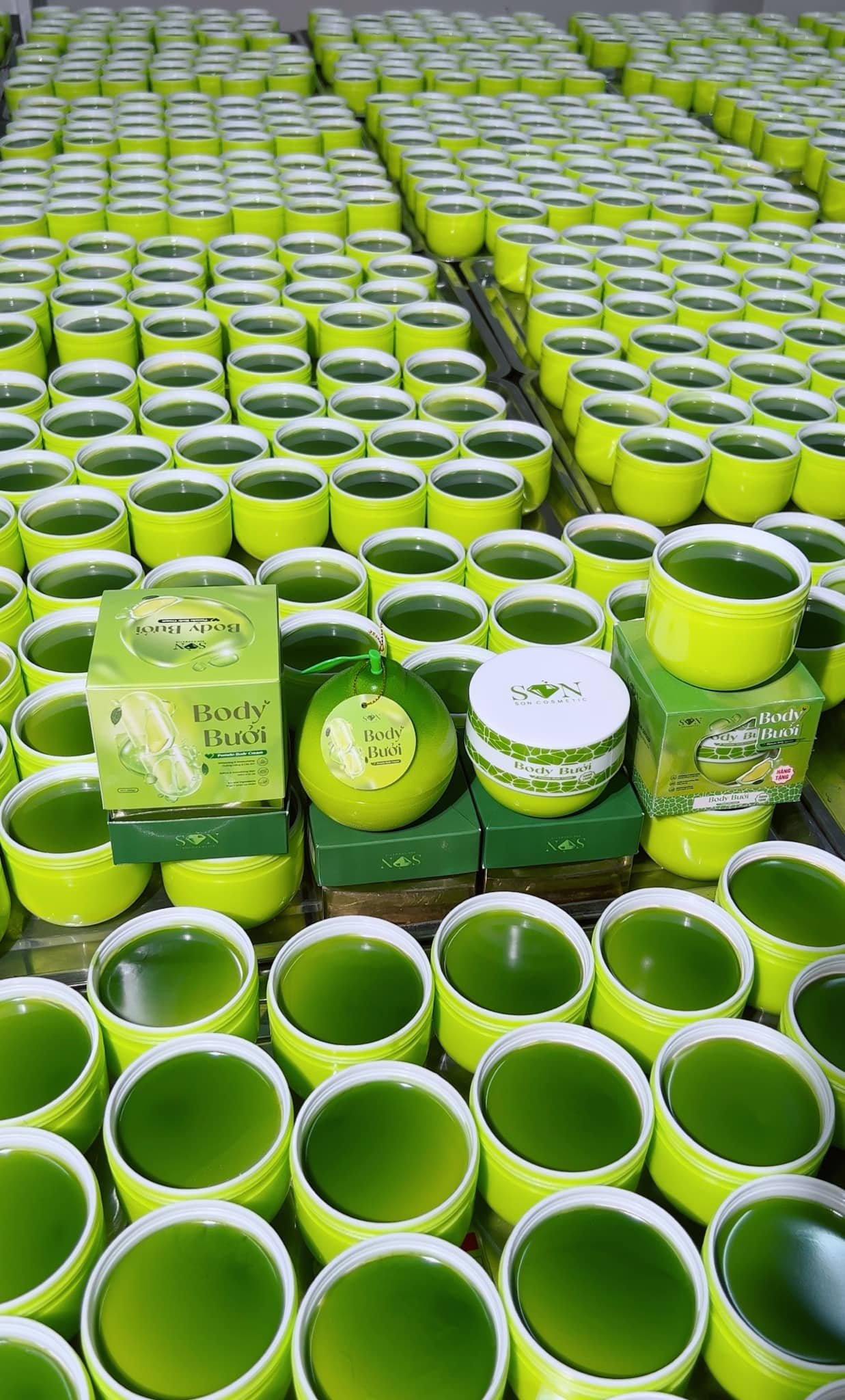 Kem Body Bưởi Mỹ Phẩm SON Group Mua 1 Tặng 1 Kem Body Bưởi Mỹ Phẩm SON Group Mua 1 Tặng 1