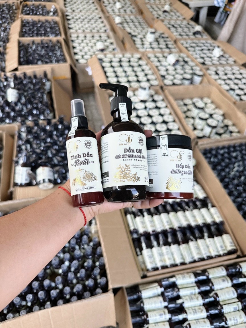 Combo Cốt Gội Bồ Kết + Ủ Xả Colagen Dừa +Tinh Chất Xịt Bưởi Dr DiHi Chính Hãng Combo Cốt Gội Bồ Kết + Ủ Xả Colagen Dừa +Tinh Chất Xịt Bưởi Dr DiHi Chính Hãng