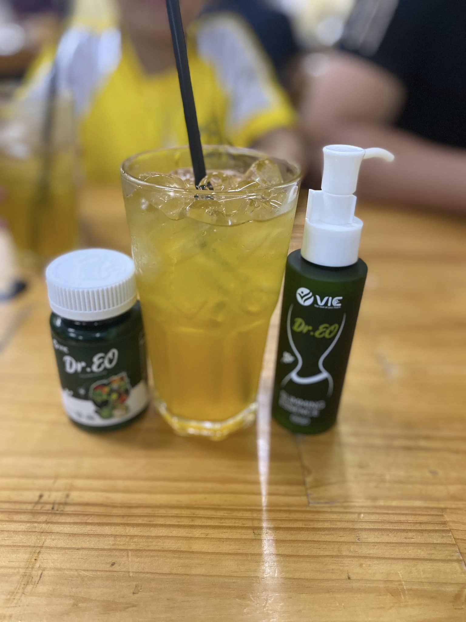 Uống gì cũng được ăn gì cũng được đừng quên uống Dr.Eo là được Uống gì cũng được ăn gì cũng được đừng quên uống Dr.Eo là được