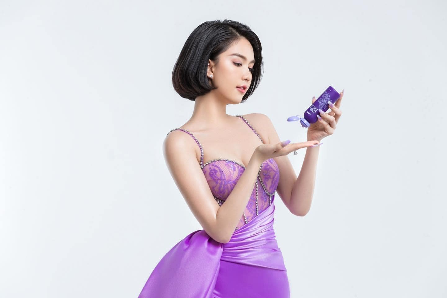 Chăm sóc dịu nhẹ thoáng sạch tự tin với dung dịch Tía Tô UME