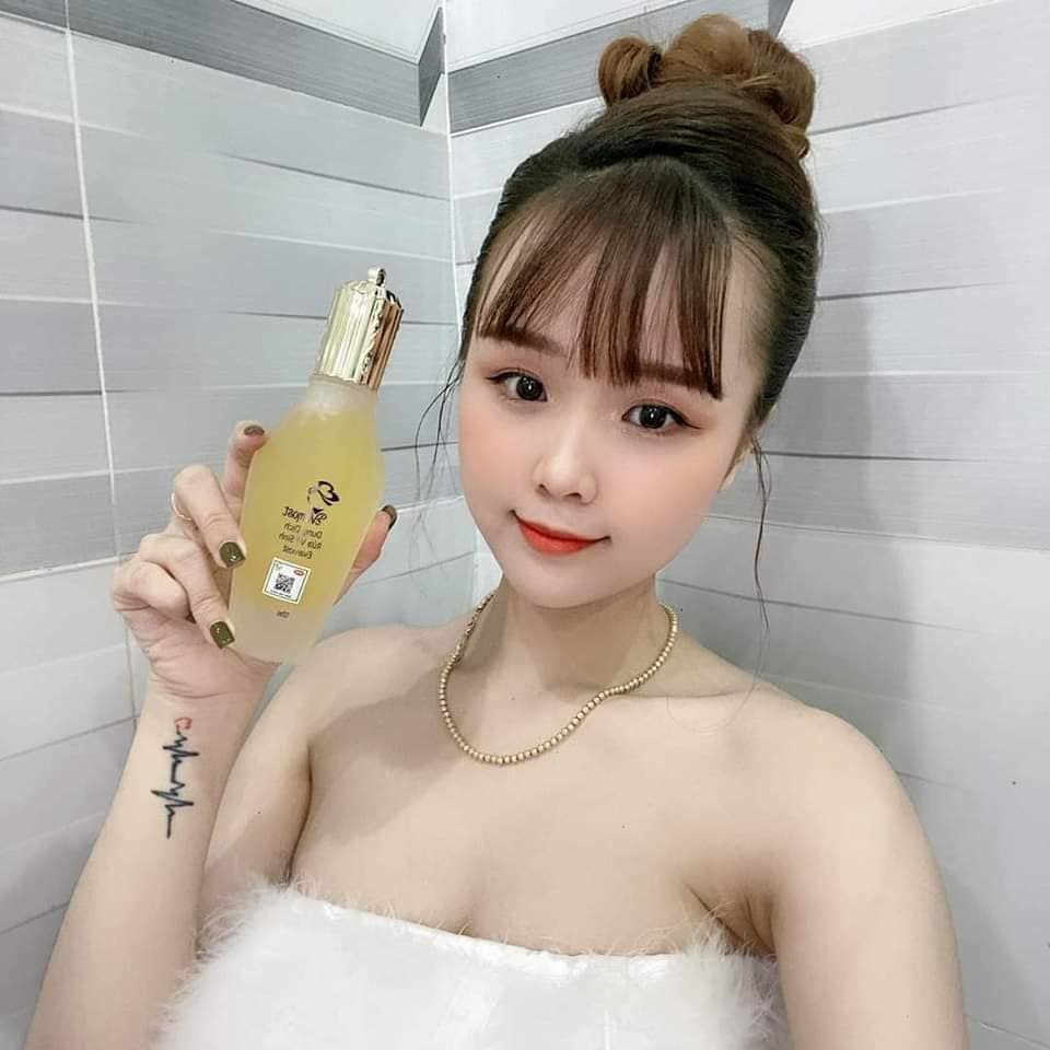 Dung dịch vệ sinh có đầy đủ công dụng mơn mởn như thuở xuân thì dùng 1 giọt chồng mê cả đời Dung dịch vệ sinh có đầy đủ công dụng mơn mởn như thuở xuân thì dùng 1 giọt chồng mê cả đời