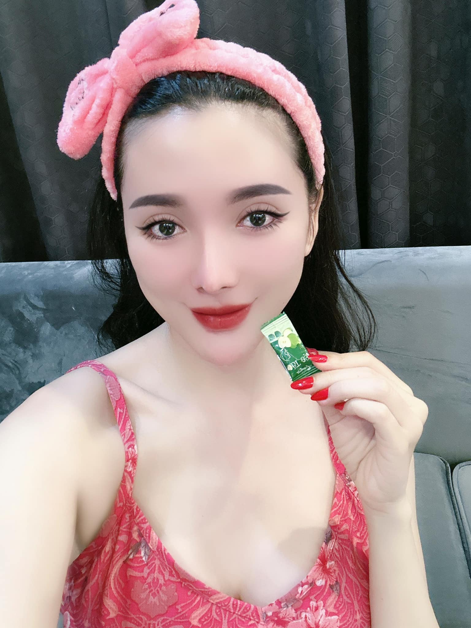 Kẹo táo Ncollagen giúp nhiều người dậy thì thành công với vong eo thon Kẹo táo Ncollagen giúp nhiều người dậy thì thành công với vong eo thon
