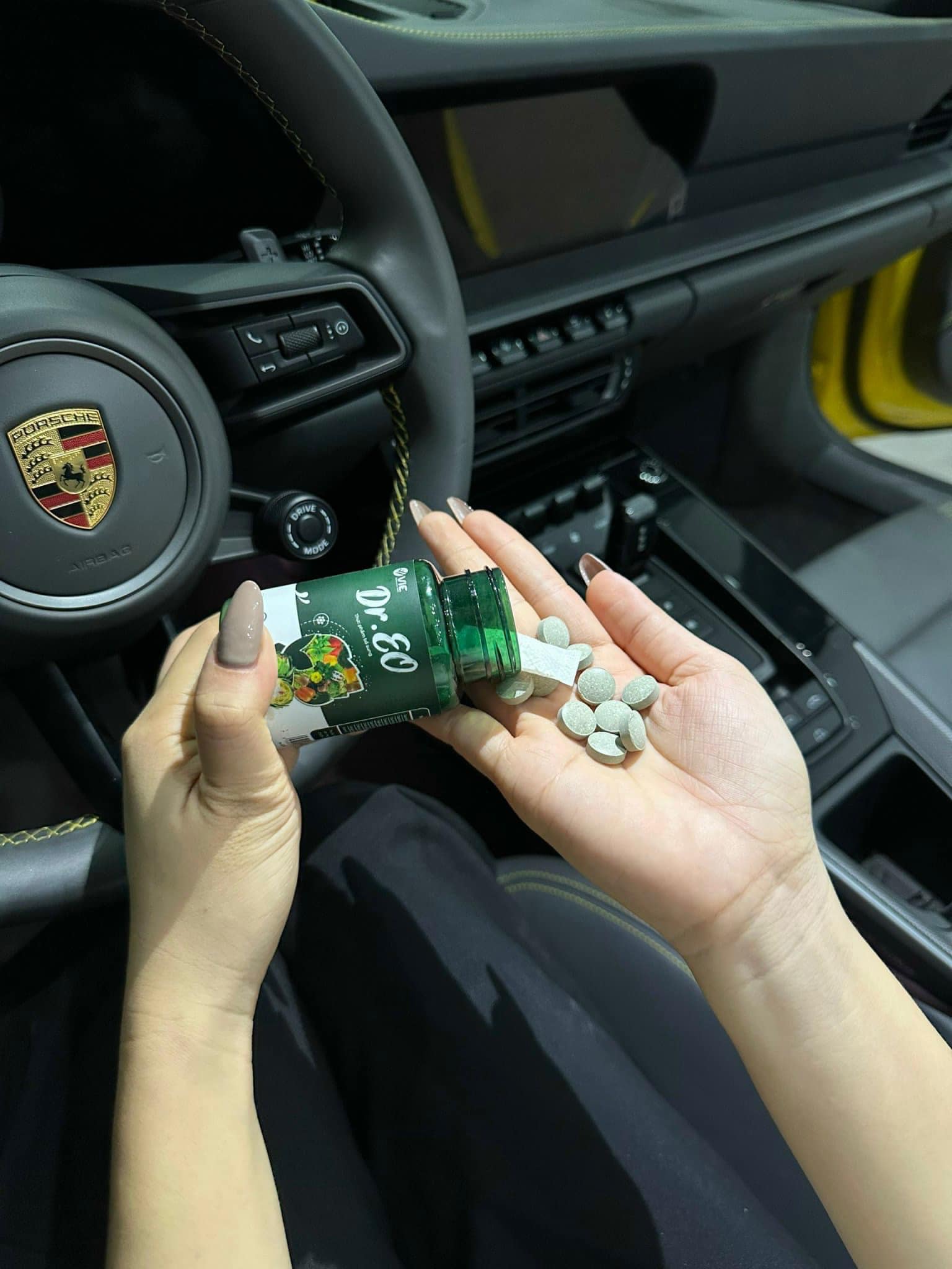 Lựa chọn Dr.Eo để tiêu diệt các cục mỡ thừa ở bụng đùi bắp tay Lựa chọn Dr.Eo để tiêu diệt các cục mỡ thừa ở bụng đùi bắp tay