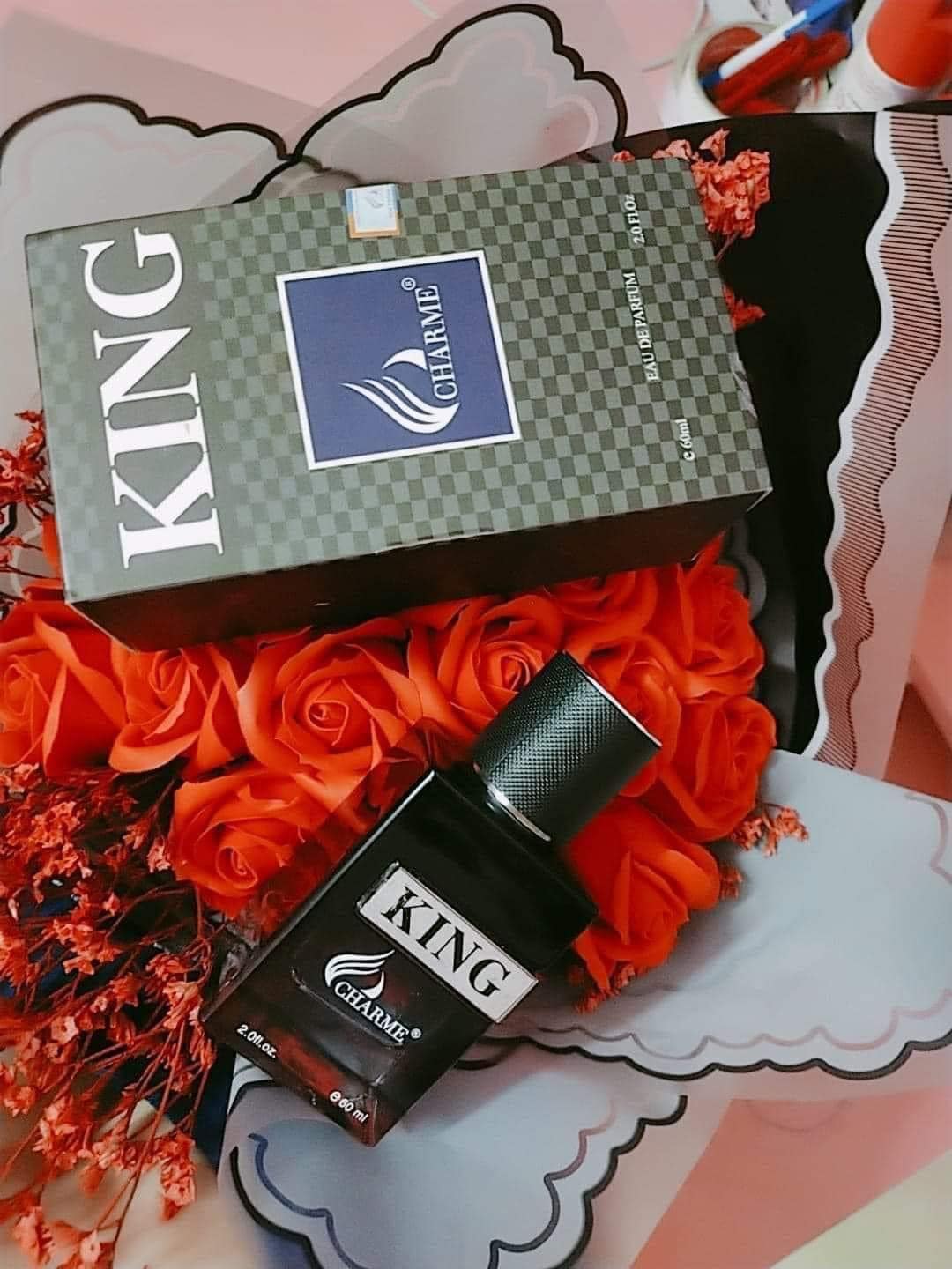 Charme King mùi hương đầy uy nghiêm và quyền lực Charme King mùi hương đầy uy nghiêm và quyền lực