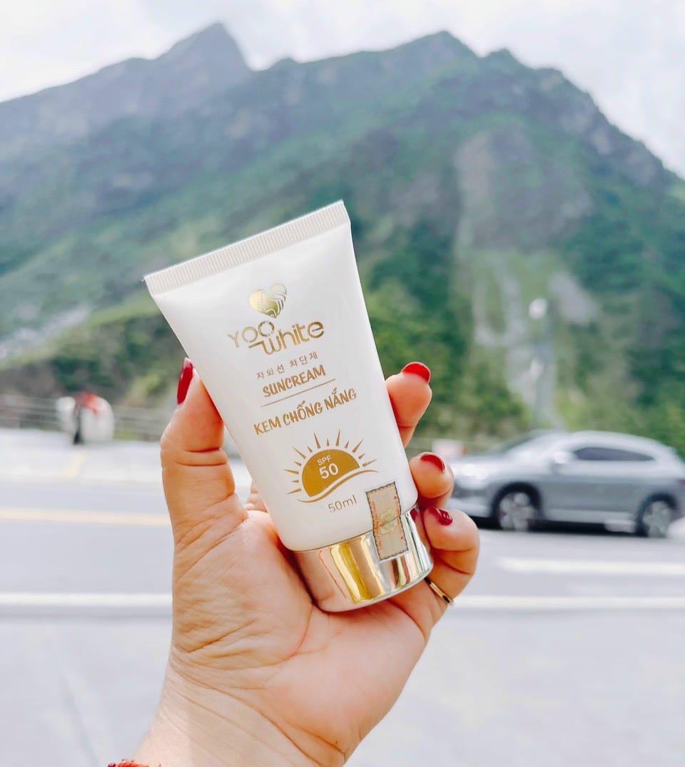 Hãy bảo vệ làn da của bạn khỏi sự lão hoá với Yoo White Hãy bảo vệ làn da của bạn khỏi sự lão hoá với Yoo White