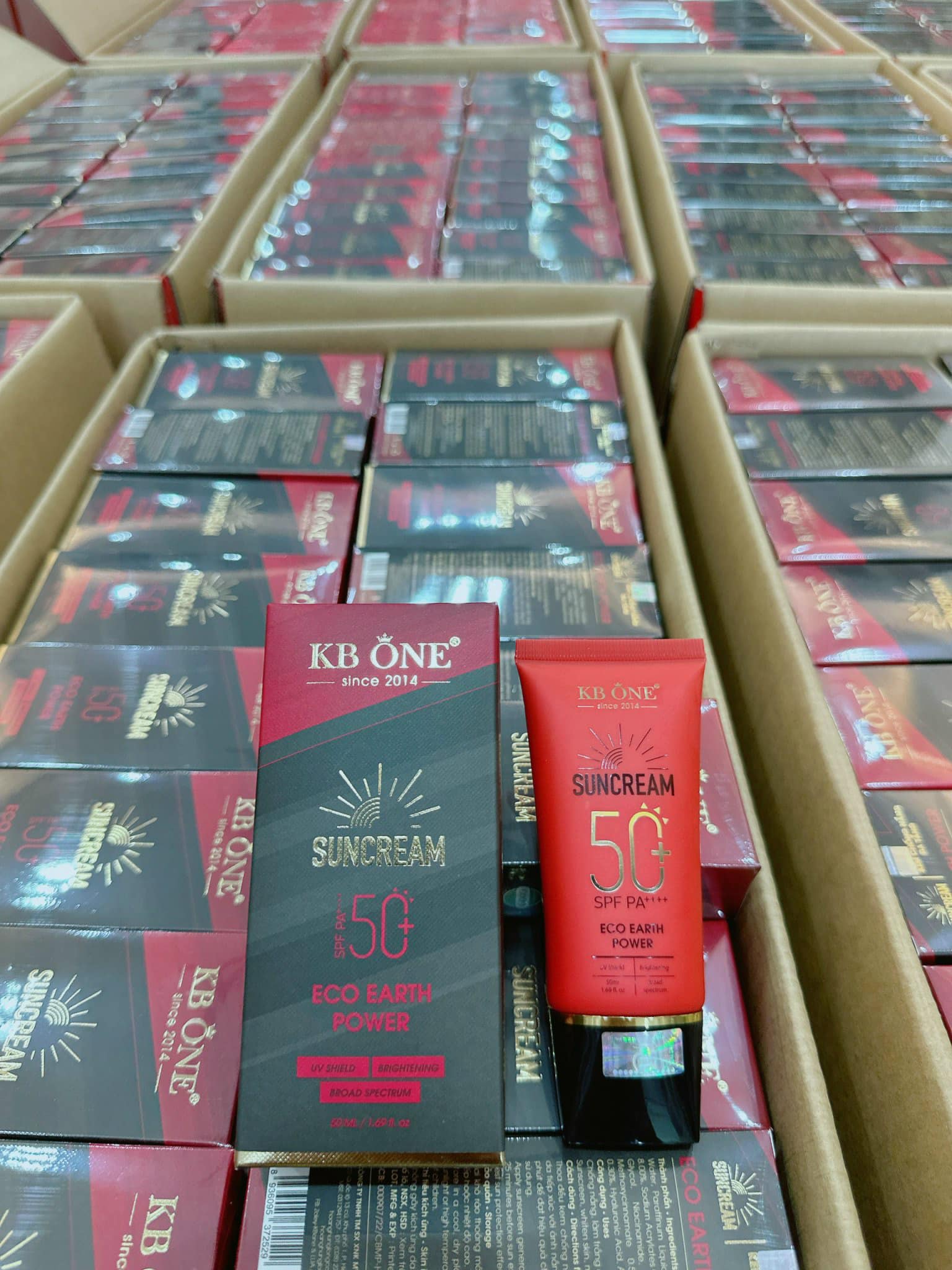 Kem chống nắng Kbone với phiên bản nâng cấp tăng cường bảo vệ da và dưỡng da Kem chống nắng Kbone với phiên bản nâng cấp tăng cường bảo vệ da và dưỡng da