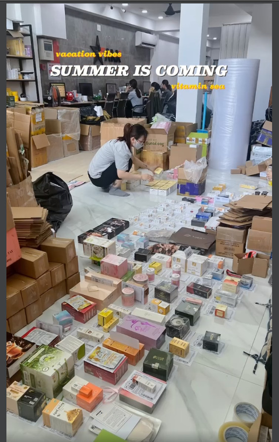 đóng hàng cho mấy chị yêu