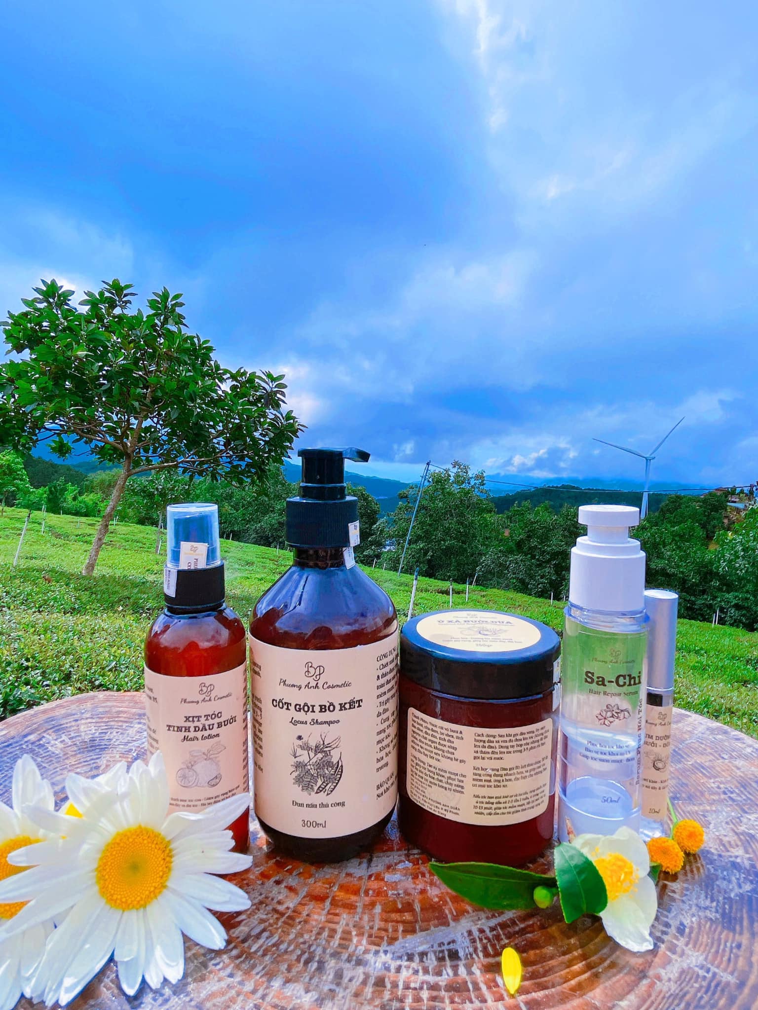 Tự hào quá combo cốt dầu gội đi vòng quanh các nước được ưu đãi đón nhận vì chất lượng cao Tự hào quá combo cốt dầu gội đi vòng quanh các nước được ưu đãi đón nhận vì chất lượng cao