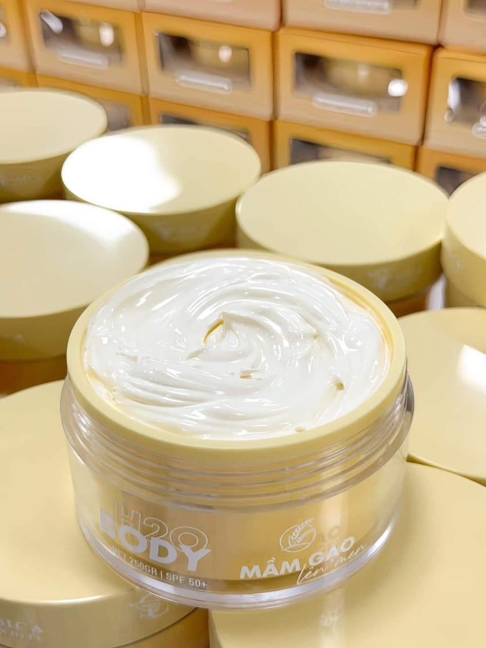 Trắng bật tông với Combo Mầm Gạo Lên Men Trắng bật tông với Combo Mầm Gạo Lên Men