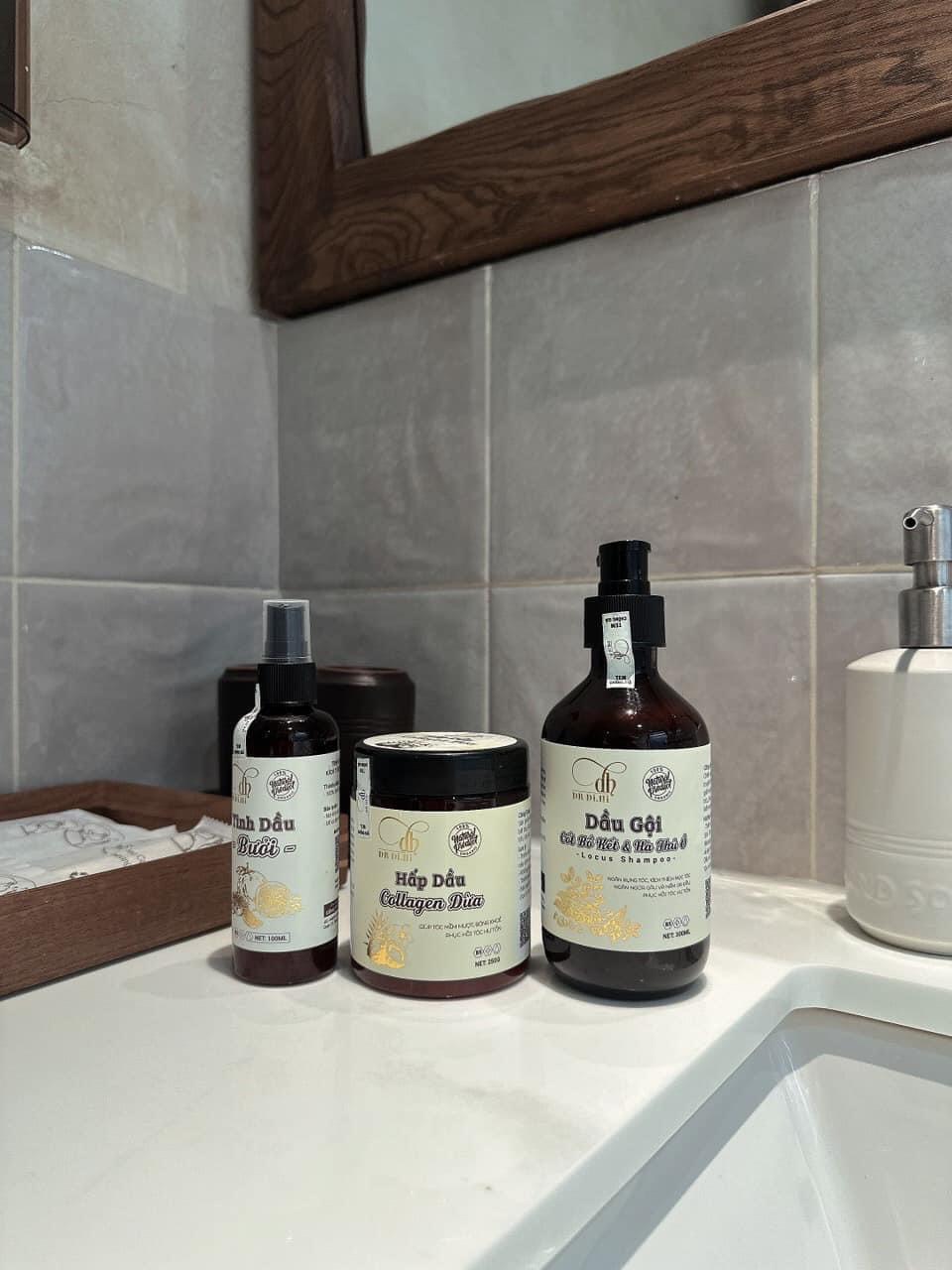 Góc nào trong nhà tắm cũng phải có bộ 3 em gội ủ xịt DR. DIHI nha Góc nào trong nhà tắm cũng phải có bộ 3 em gội ủ xịt DR. DIHI nha