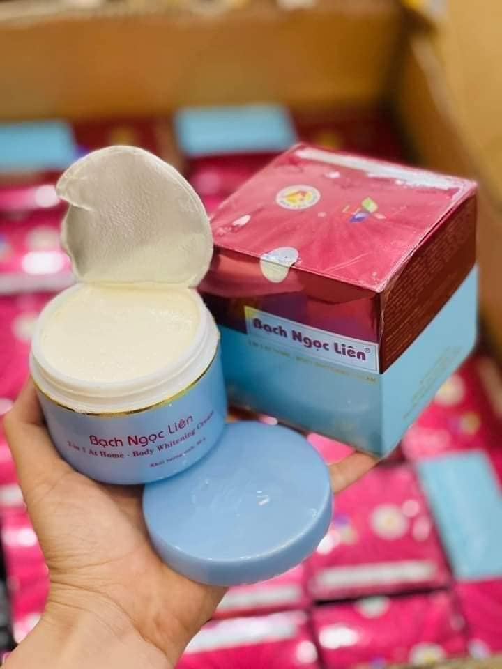 Bạch Ngọc Liên xanh giúp da trắng sáng lên tone nhanh Bạch Ngọc Liên xanh giúp da trắng sáng lên tone nhanh