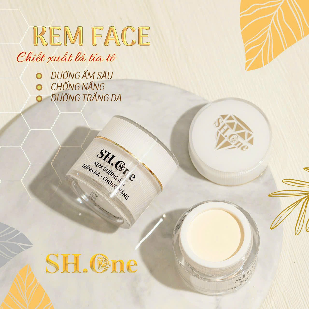 Tự tin với gương mặt trắng sáng căng bóng mịn màng Tự tin với gương mặt trắng sáng căng bóng mịn màng