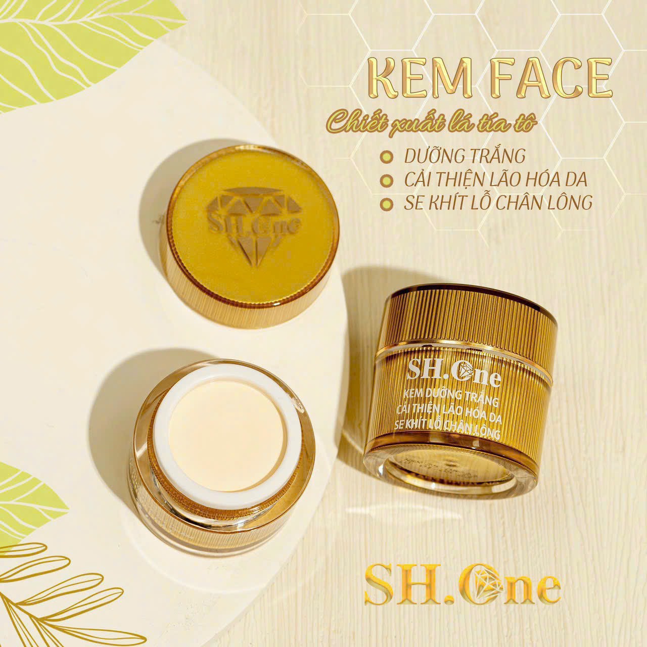 Tự tin với gương mặt trắng sáng căng bóng mịn màng Tự tin với gương mặt trắng sáng căng bóng mịn màng