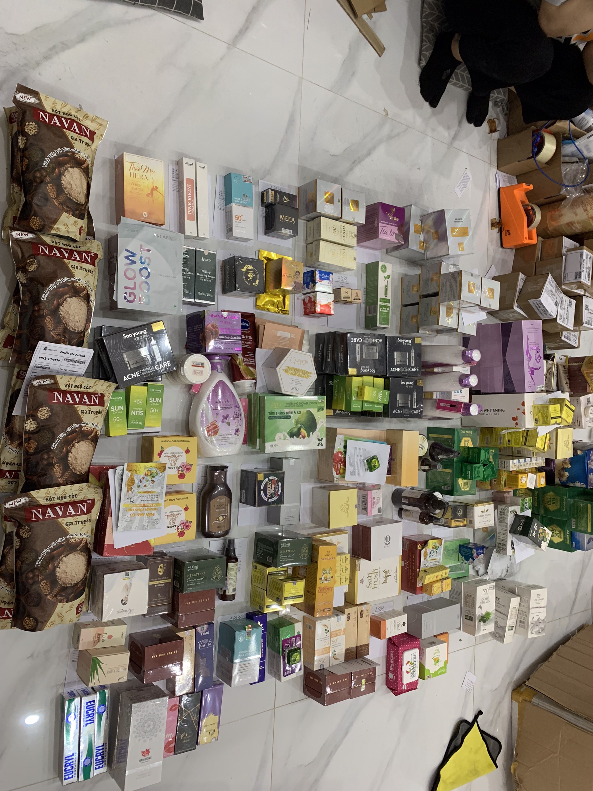 nhà em sỉ từ nam ra bắc giá cực mềm luôn ạ