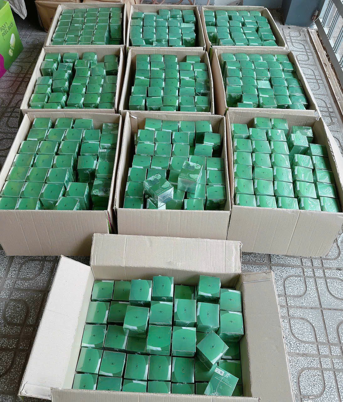 Sẵn cao bưởi SON hàng chính hãng 100% Sẵn cao bưởi SON hàng chính hãng 100%