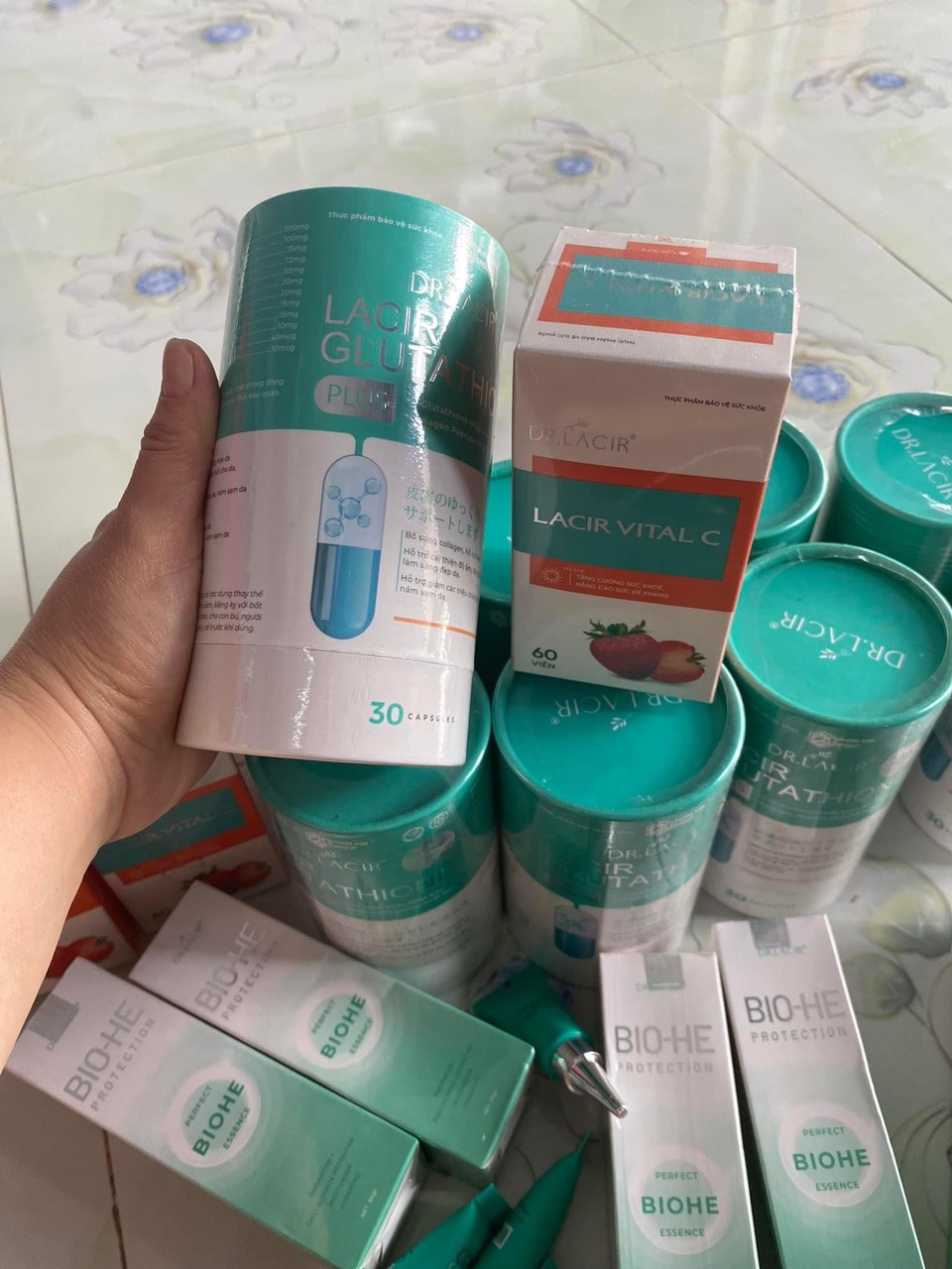 Viên uống glutathione plus mới tặng vitamin c Chương trình khuyến mãi có hạn nhé chị em