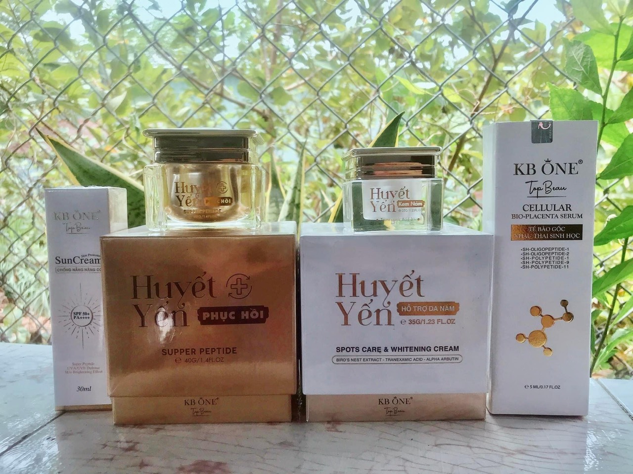 kem nám kem dưỡng phục hồi Huyết Yến cho bạn một làn da trắng sáng kem nám kem dưỡng phục hồi Huyết Yến cho bạn một làn da trắng sáng