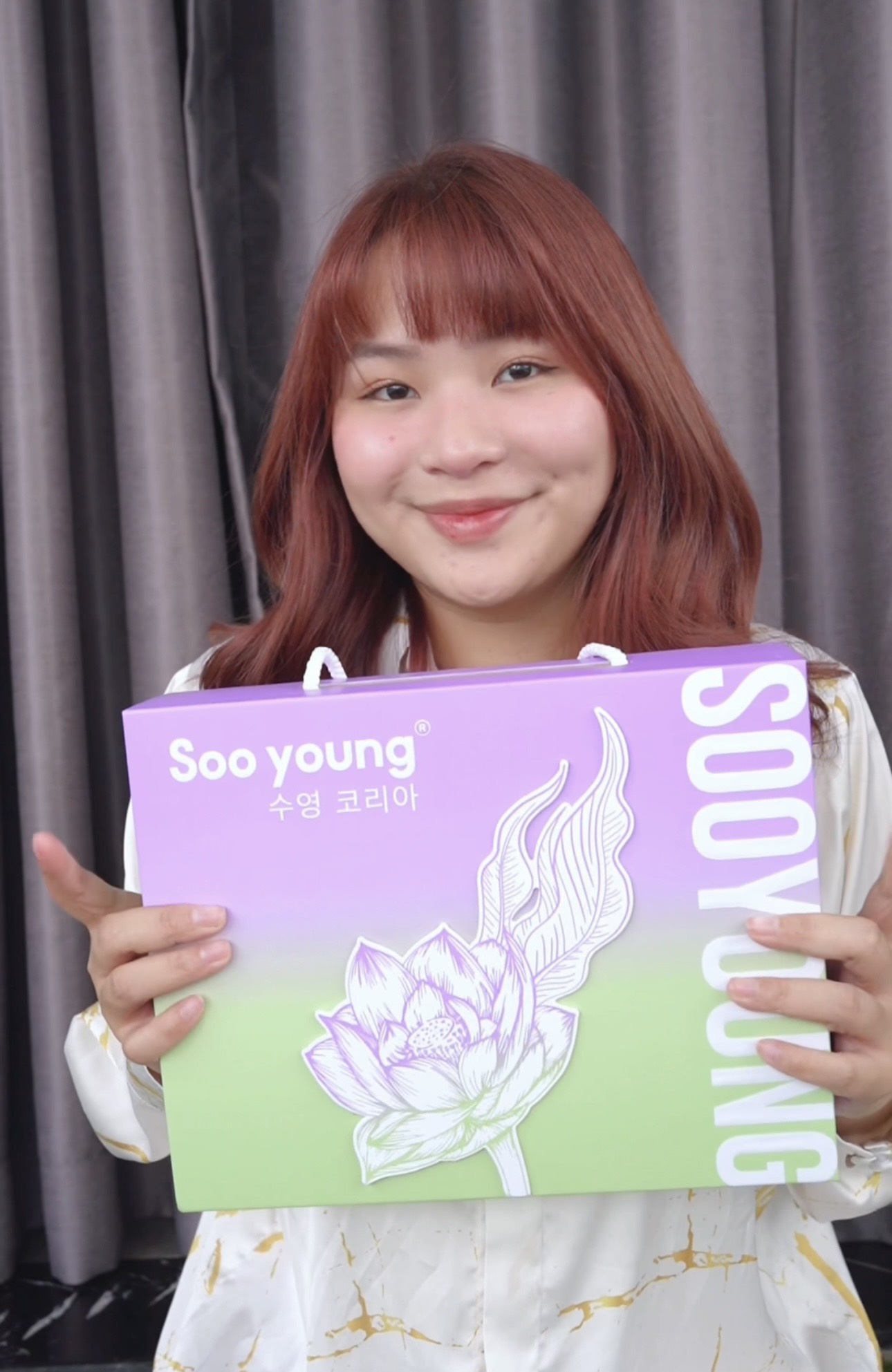 Hot Tiktoker Phụng Lai 3.4M Follow đồng hành cùng dự án bộ tóc Sen Tảo SooYoung Hair Hot Tiktoker Phụng Lai 3.4M Follow đồng hành cùng dự án bộ tóc Sen Tảo SooYoung Hair