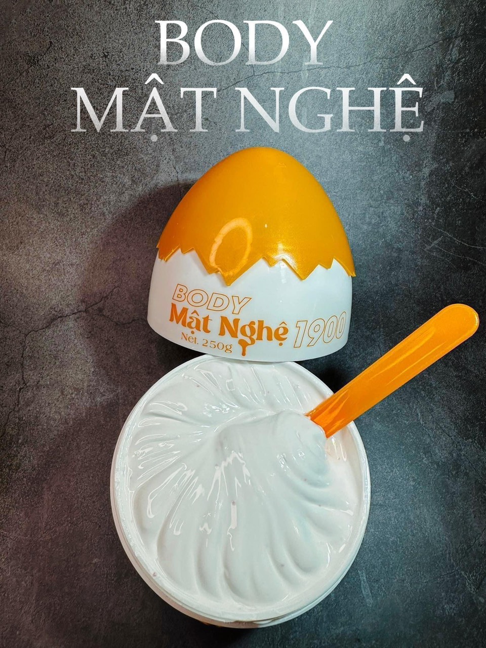 Body trứng mẫu mới nghệ 1900 phần nâng cấp trắng gấp đôi mẫu cũ Body Trứng Queenie Skin Body trứng mẫu mới nghệ 1900 phần nâng cấp trắng gấp đôi mẫu cũ Body Trứng Queenie Skin