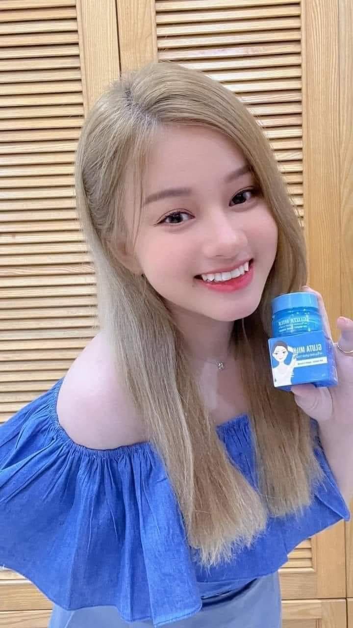 Ai rồi cũng sẽ hết thâm hết hôi mà thôi Gluta Milk Vua của các loại thâm Ai rồi cũng sẽ hết thâm hết hôi mà thôi Gluta Milk Vua của các loại thâm