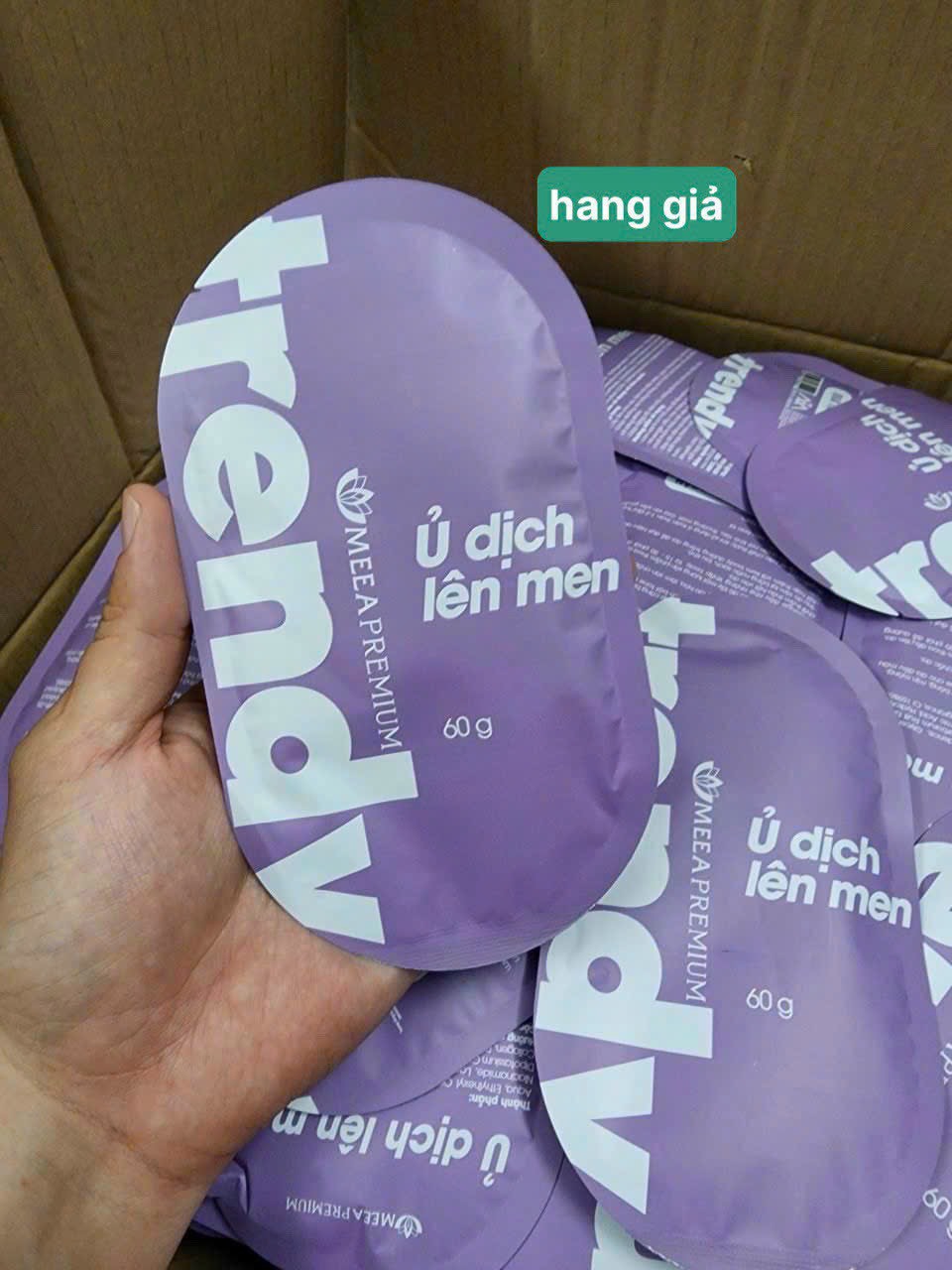 Hàng giả quá trời luôn khách ơi, mua hàng check cẩn thận nhé, bên e bao chuẩn từng hộp Hàng giả quá trời luôn khách ơi, mua hàng check cẩn thận nhé, bên e bao chuẩn từng hộp