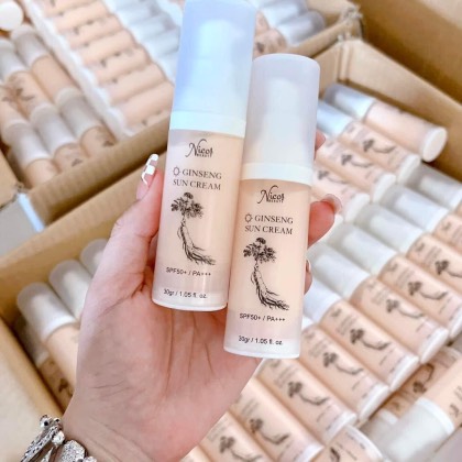 Mùa này nên dùng kem chống nắng mấy chị ơi Nắng quá nắng thoa kem mà thiếu bước chống nắng thi có lỗi cho da Mùa này nên dùng kem chống nắng mấy chị ơi Nắng quá nắng thoa kem mà thiếu bước chống nắng thi có lỗi cho da