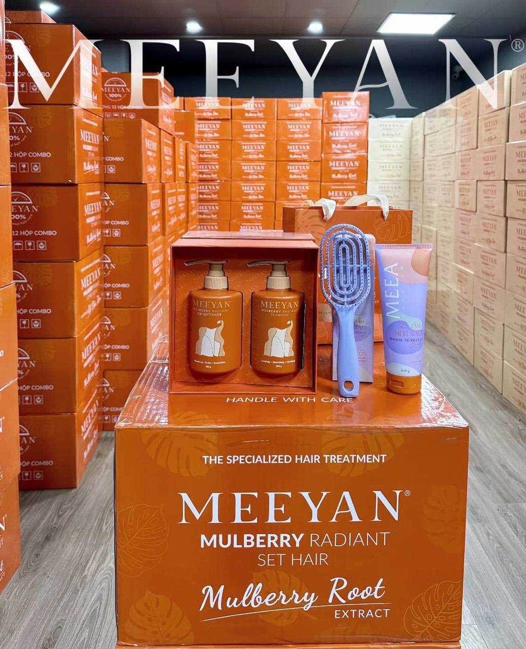 Dưỡng tóc bóng mượt bóng mượt trao gửi yêu thương Dưỡng tóc bóng mượt bóng mượt trao gửi yêu thương