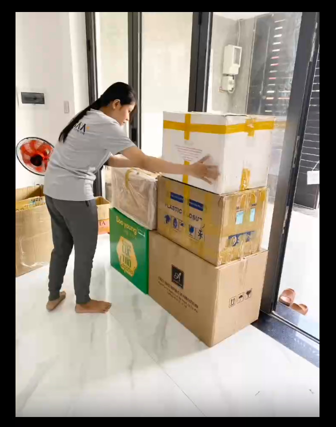 C cứ việc order! Đóng hàng giao liền là chuyện của em 8-)