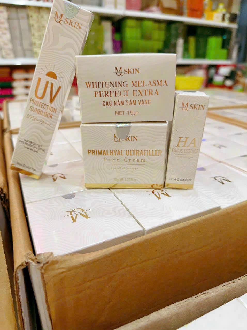 Combo kem face sâm vàng MQ Skin chính hãng giúp da mềm mại dẻo dai hơn và có khả năng tái sinh Combo kem face sâm vàng MQ Skin chính hãng giúp da mềm mại dẻo dai hơn và có khả năng tái sinh