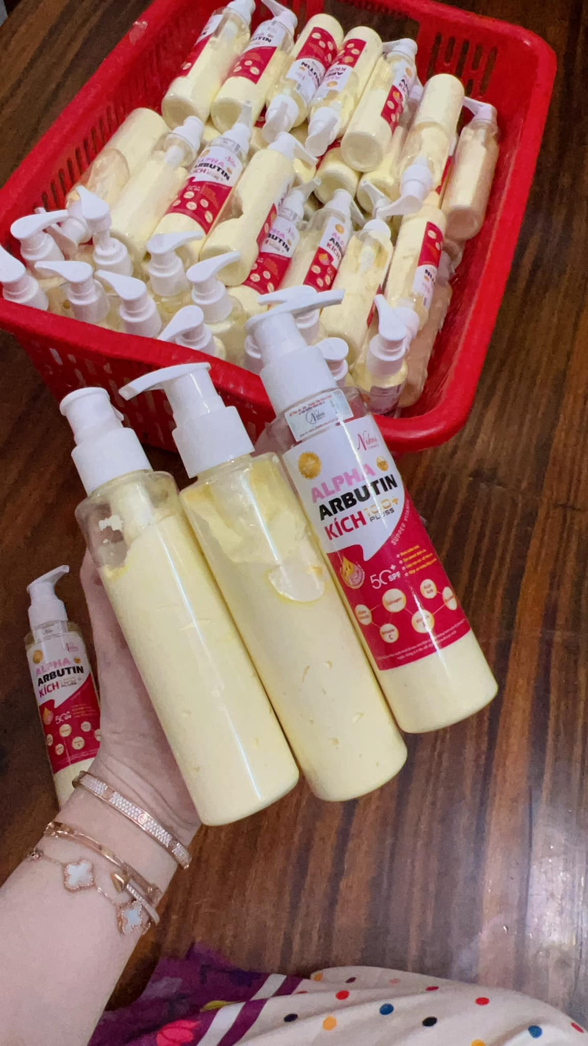 Kem Kích Trắng 100 Alpha Arbutin Thanh Nhi Nikos Beauty Kem Kích Trắng 100 Alpha Arbutin Thanh Nhi Nikos Beauty