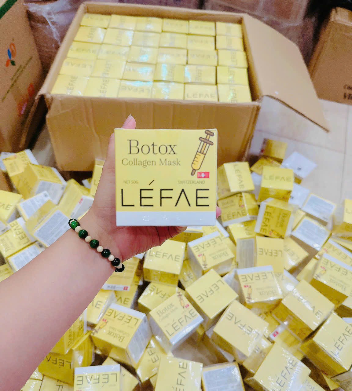 Nạ boxtom từ thuỵ sĩ đã sẵn kho ANN rồi nha khách Nạ boxtom từ thuỵ sĩ đã sẵn kho ANN rồi nha khách