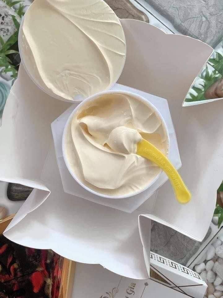 Kem Body Hoàng Gia thử một lần mê cả đời Kem Body Hoàng Gia thử một lần mê cả đời