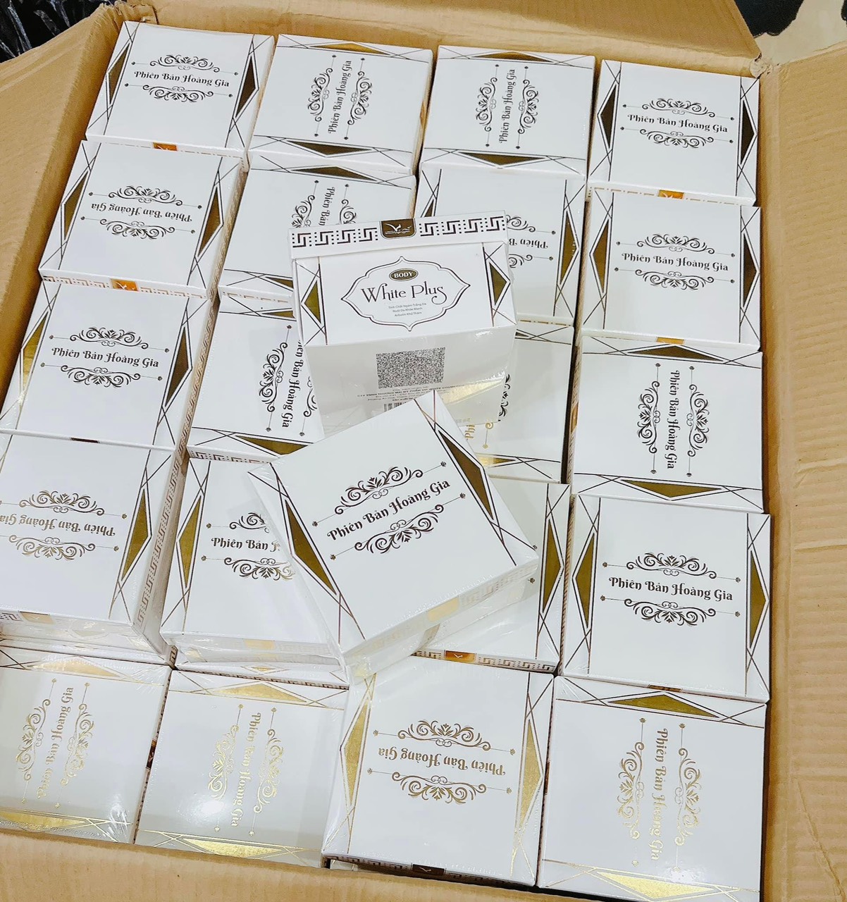 Kem Body Hoàng Gia thử một lần mê cả đời Kem Body Hoàng Gia thử một lần mê cả đời