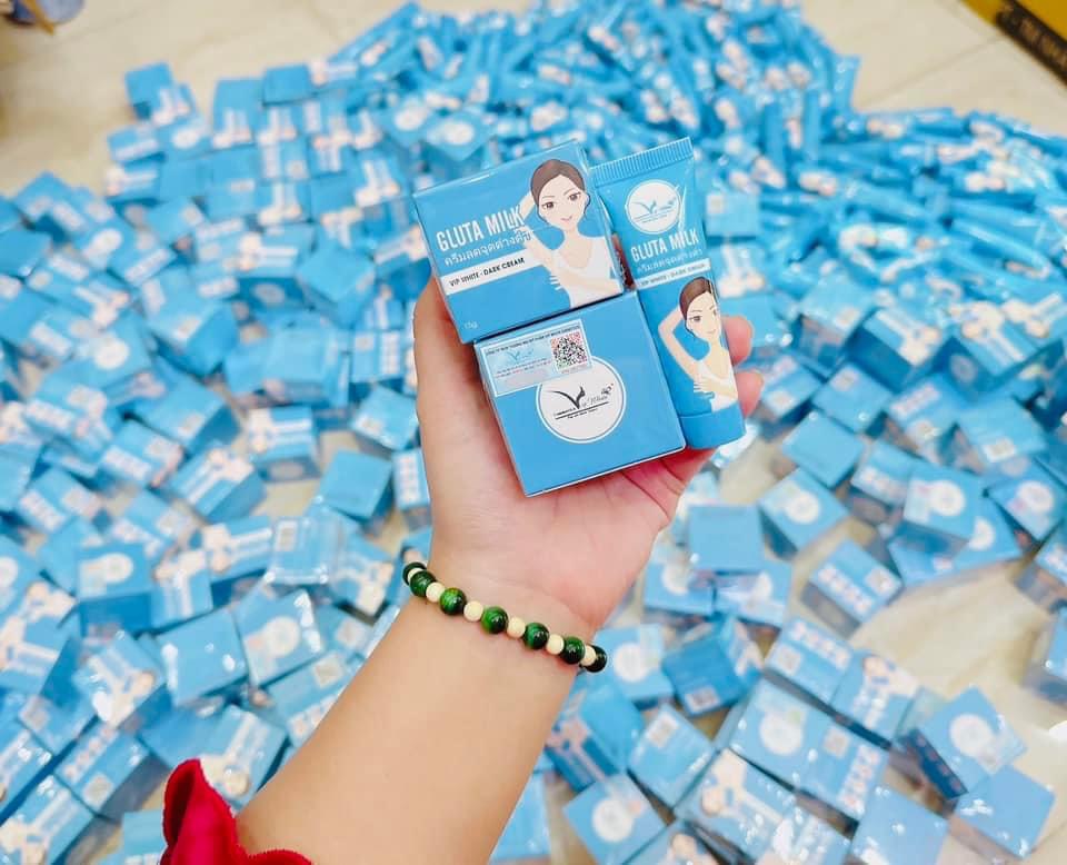 Thâm nách gluta milk vip white mua 1 tặng 1 Thâm nách gluta milk vip white mua 1 tặng 1