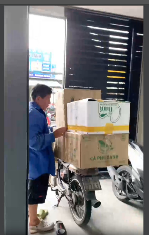 Muốn cho thiên hạ trầm trồ. Cớ sao kh thử mua đồ nhà em