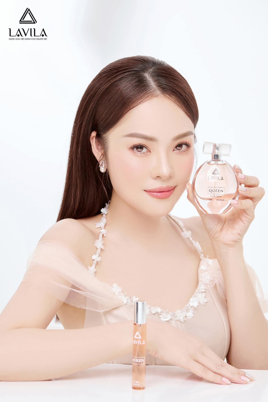 Chào cô gái tháng 10 LaviLa Chào cô gái tháng 10 LaviLa