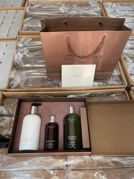 Quà tặng 20/10 tuyệt vời sang trọng thiết thực đảm bảo người được tặng sẽ rất thích Combo tinh dầu bưởi Vijully