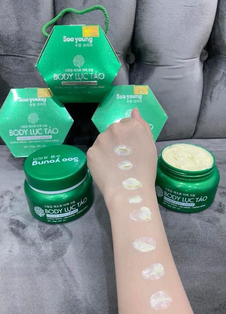 Kem Body Lục Tảo Soo Young Kem Body Lục Tảo Soo Young