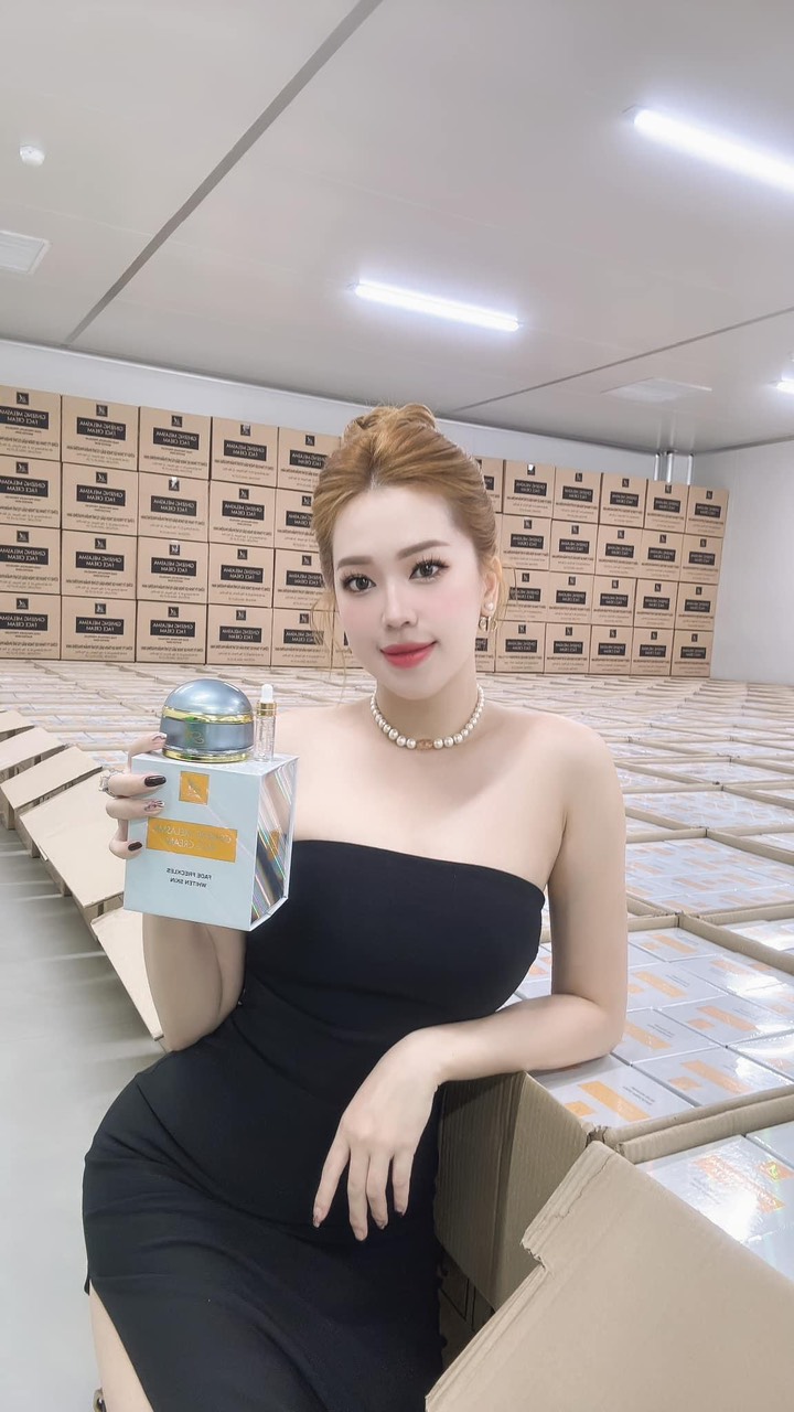 Thử đổi qua Face Nám nhân sâm dùng xong nghiện luôn