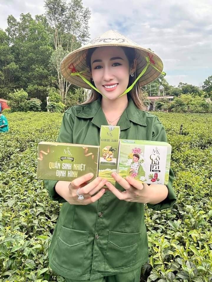 Ra mắt sản phẩm mới trà "Cô Ba Trà" giảm mỡ Ra mắt sản phẩm mới trà "Cô Ba Trà" giảm mỡ