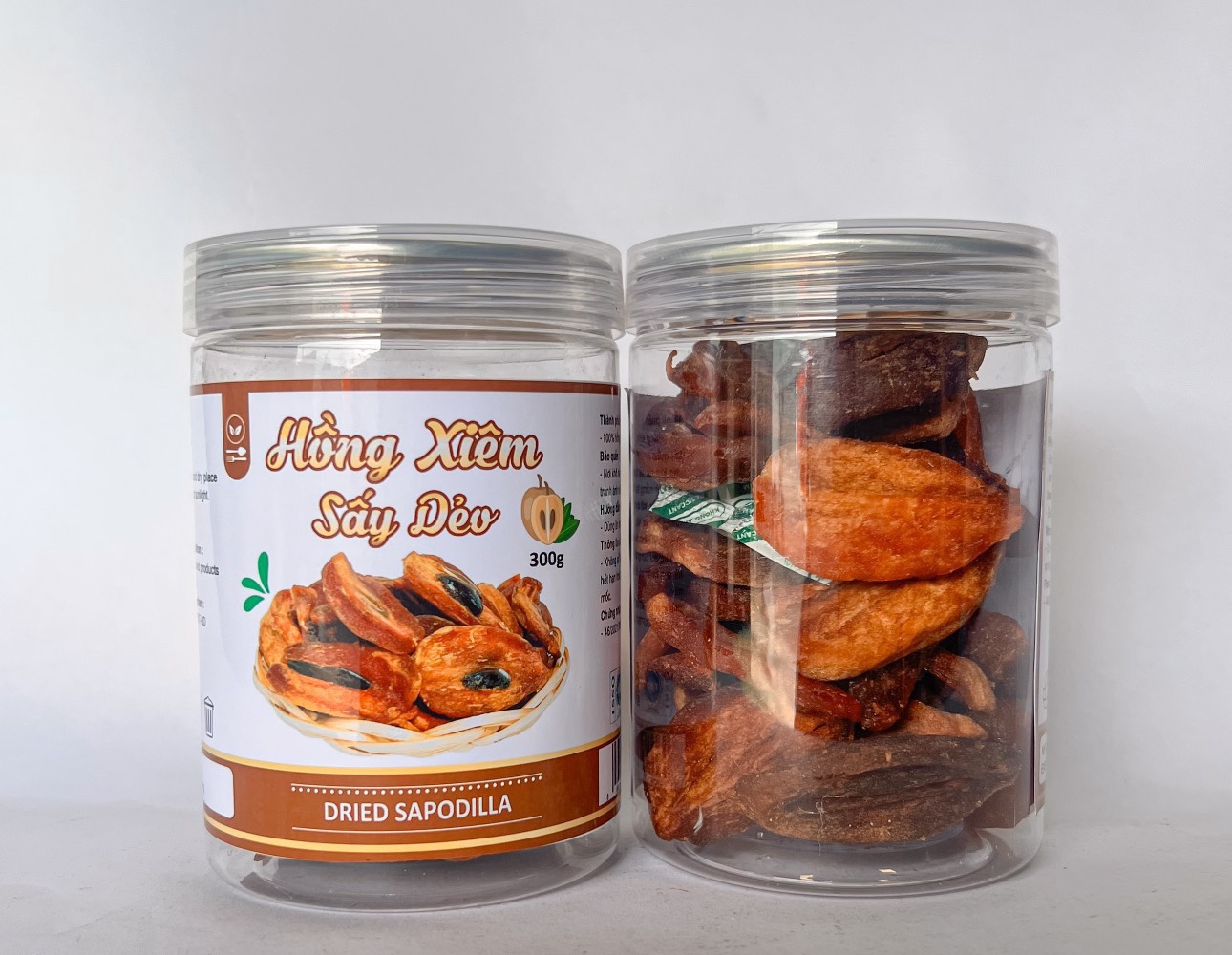 Tết này shop em có bán thêm đồ ăn vặt nha khách có đầy đủ các món luôn ạ Tết này shop em có bán thêm đồ ăn vặt nha khách có đầy đủ các món luôn ạ