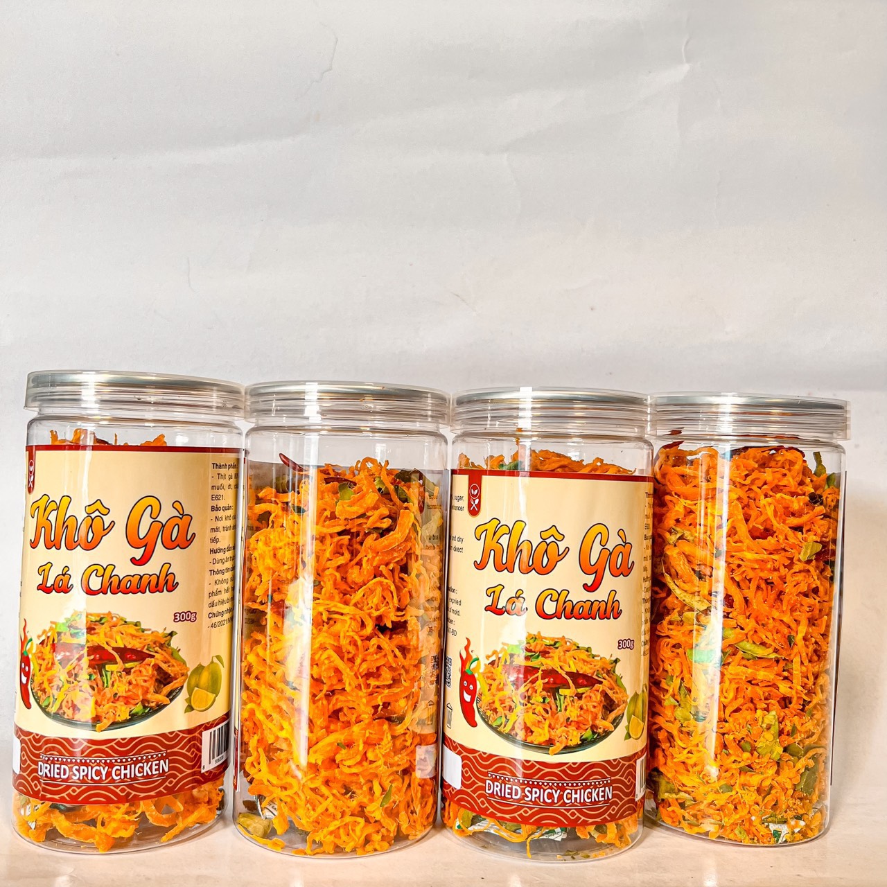 Tết này shop em có bán thêm đồ ăn vặt nha khách có đầy đủ các món luôn ạ Tết này shop em có bán thêm đồ ăn vặt nha khách có đầy đủ các món luôn ạ