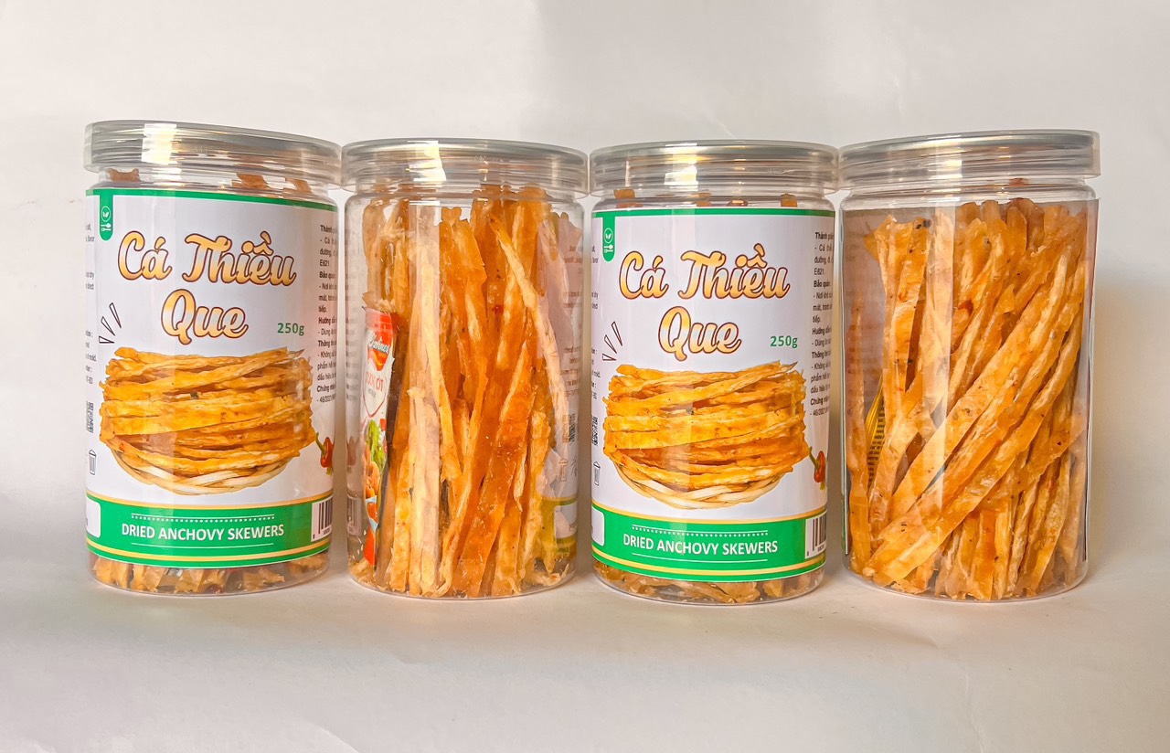 Tết này shop em có bán thêm đồ ăn vặt nha khách có đầy đủ các món luôn ạ Tết này shop em có bán thêm đồ ăn vặt nha khách có đầy đủ các món luôn ạ